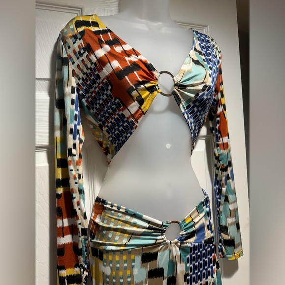 Multicolor Cutout Crop Top and Skirt Set (Size M) - Picture 6 of 8